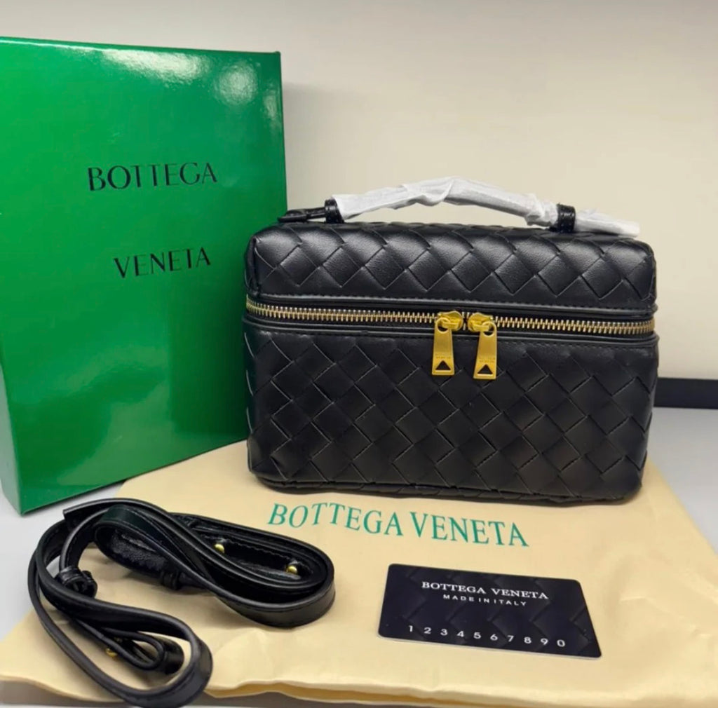 Bottega Veneta Bang Bang small Intrecciato leather vanity bag