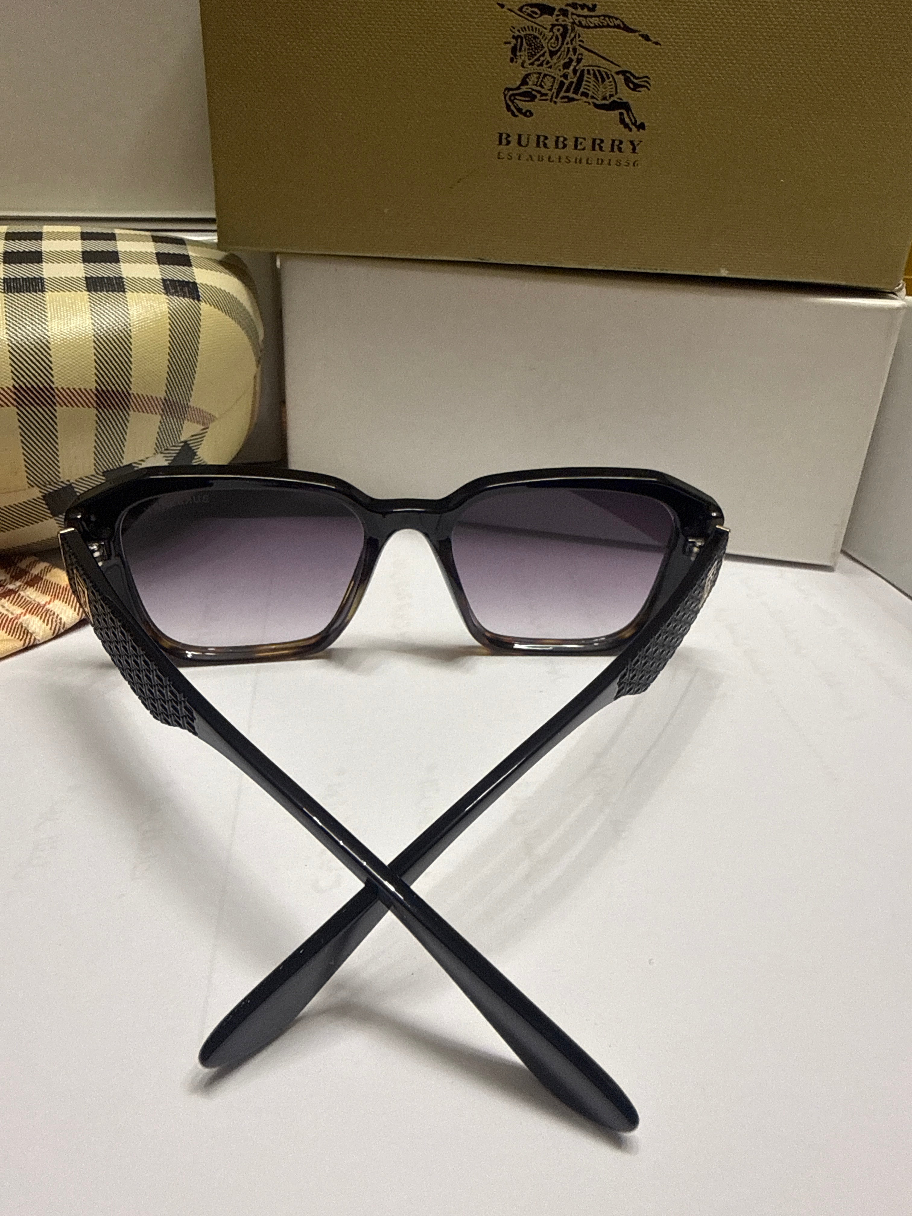 Burberry Monogram Motif Square Sunglasses