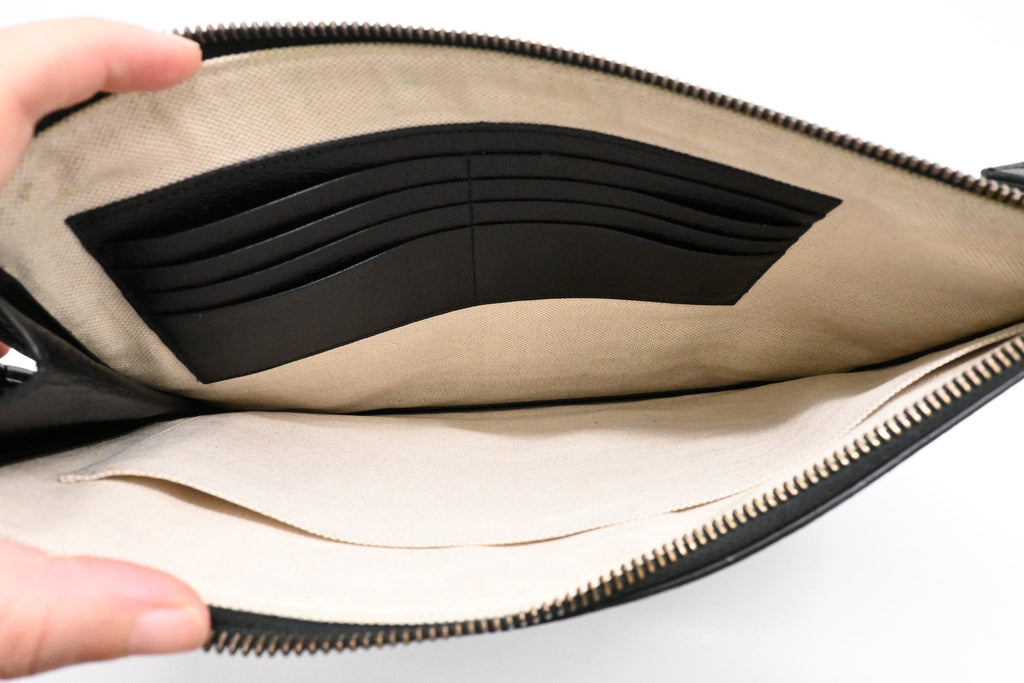 Gucci Bee Clutch in Black Leather