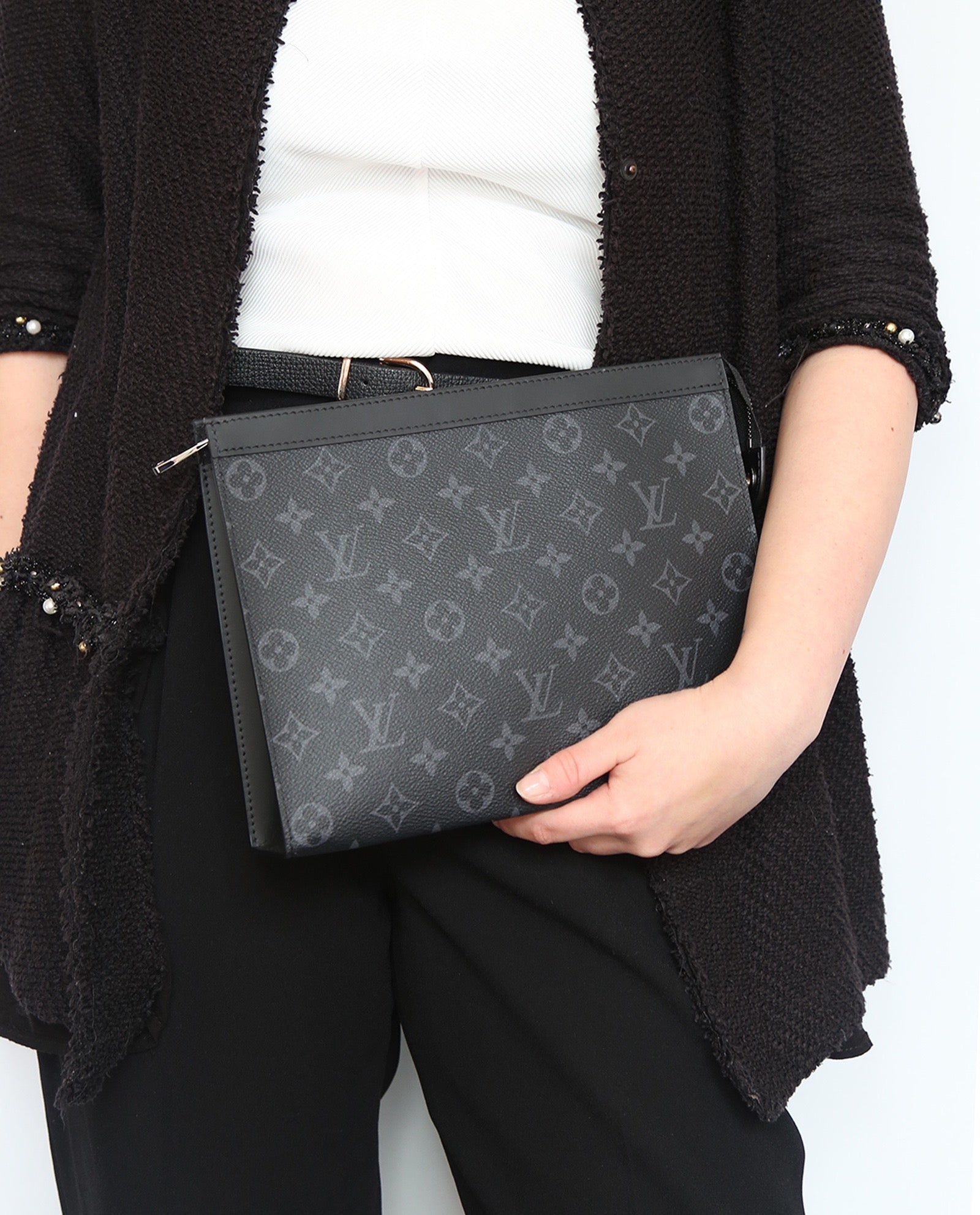 Louis Vuitton Pochette Voyage MM – Monogram Eclipse