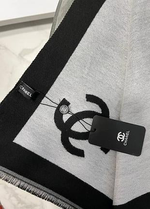 Chanel – Luxury Silk-Feel Double-Face Scarf
