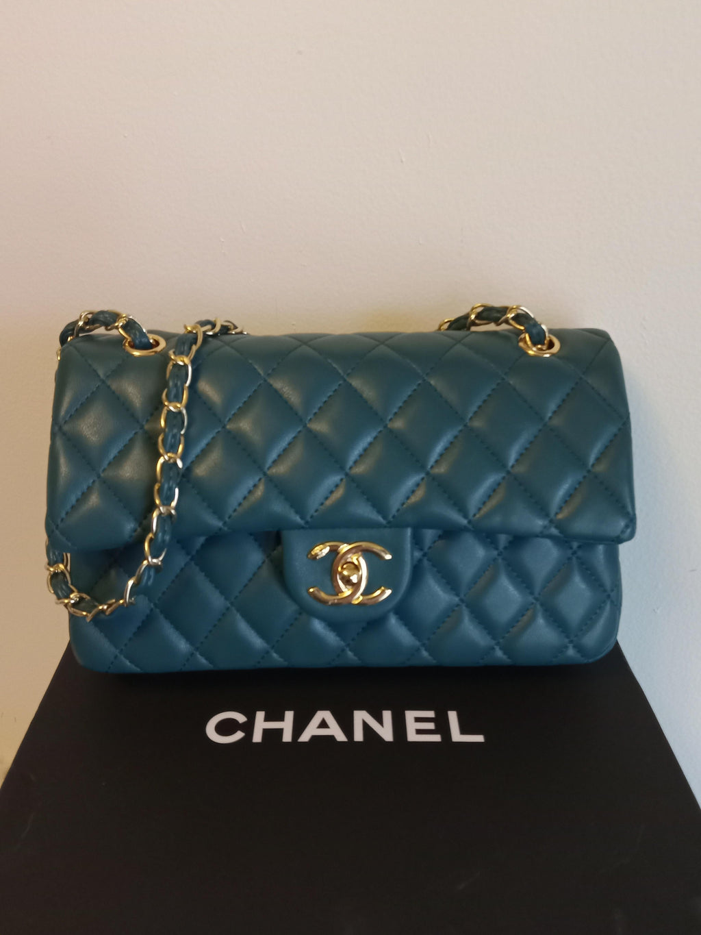 Chanel Classic Flap Bag – Medium