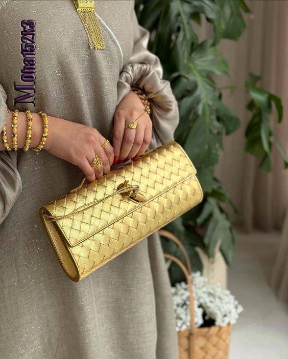BOTTEGA VENETA Andiamo Clutch
