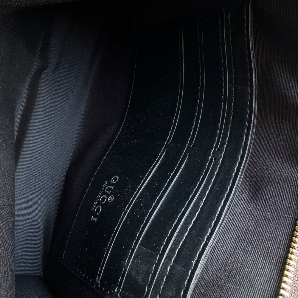 Gucci GG Supreme Pouch