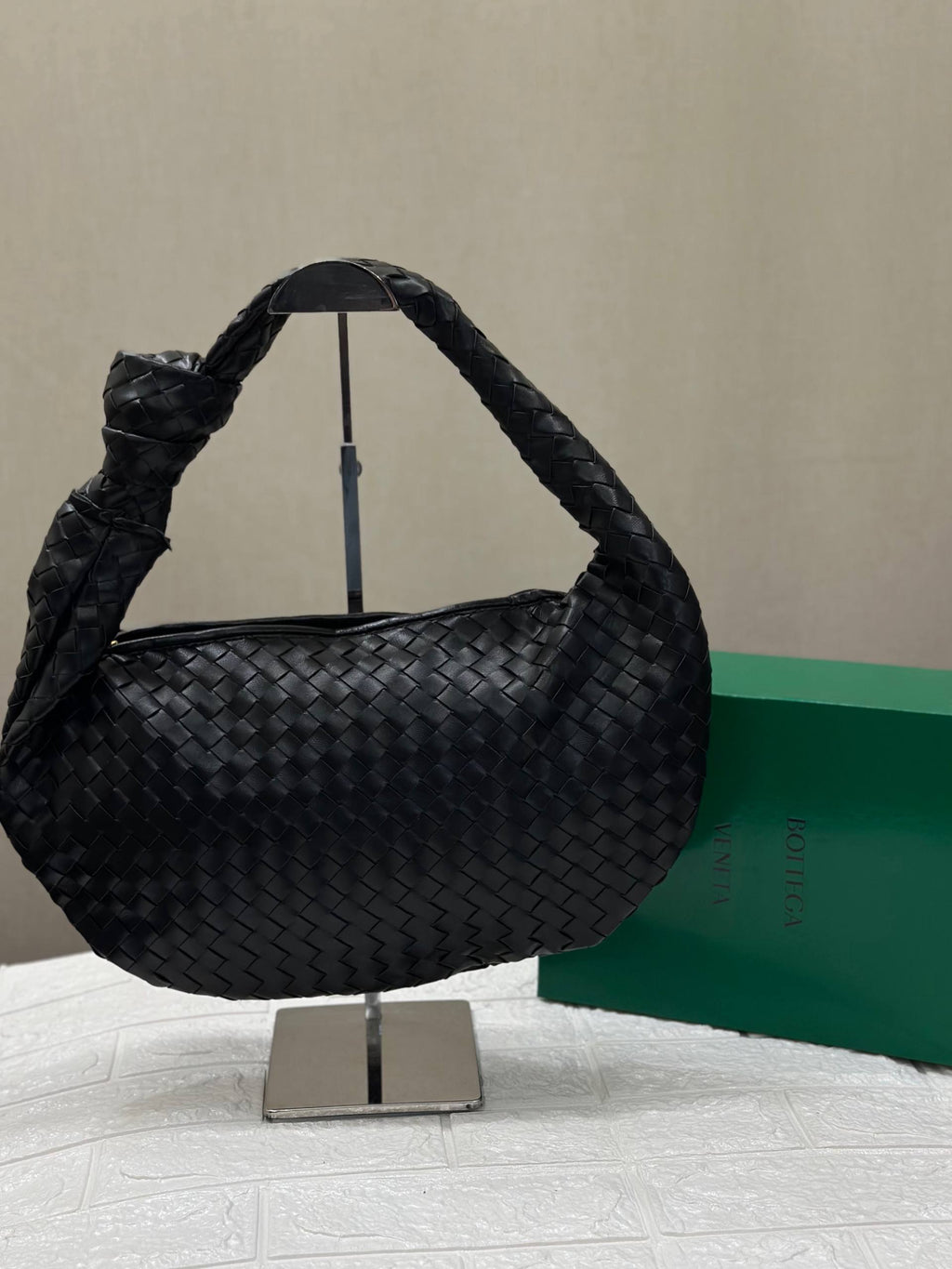 Bottega Veneta Large Intrecciato Hobo Bag