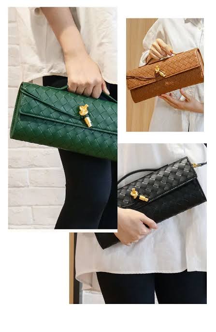 BOTTEGA VENETA Andiamo Clutch