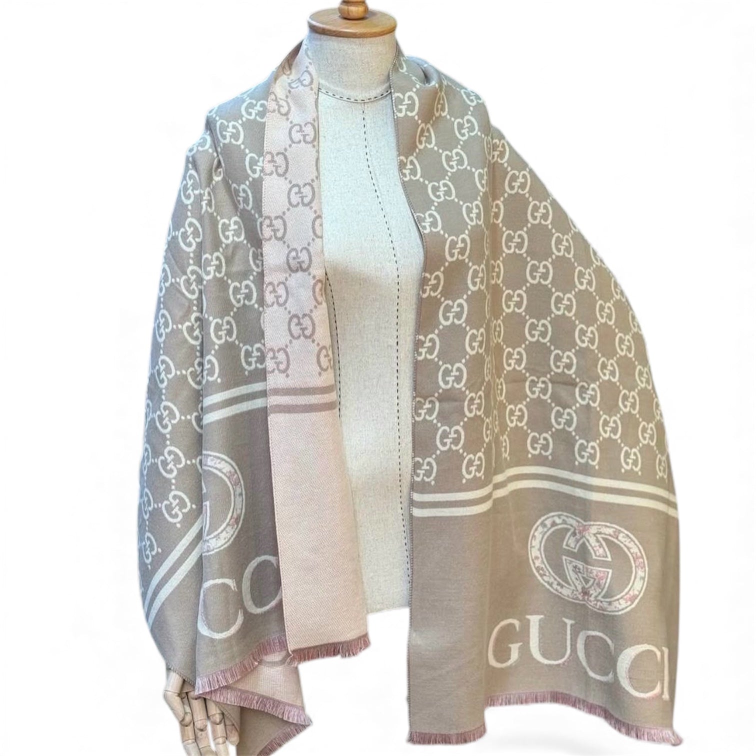 Gucci Luxe Reversible Shawl
