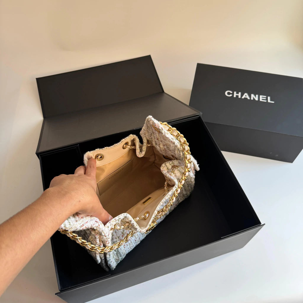 CHANEL 25 Tweed Hobo Bag