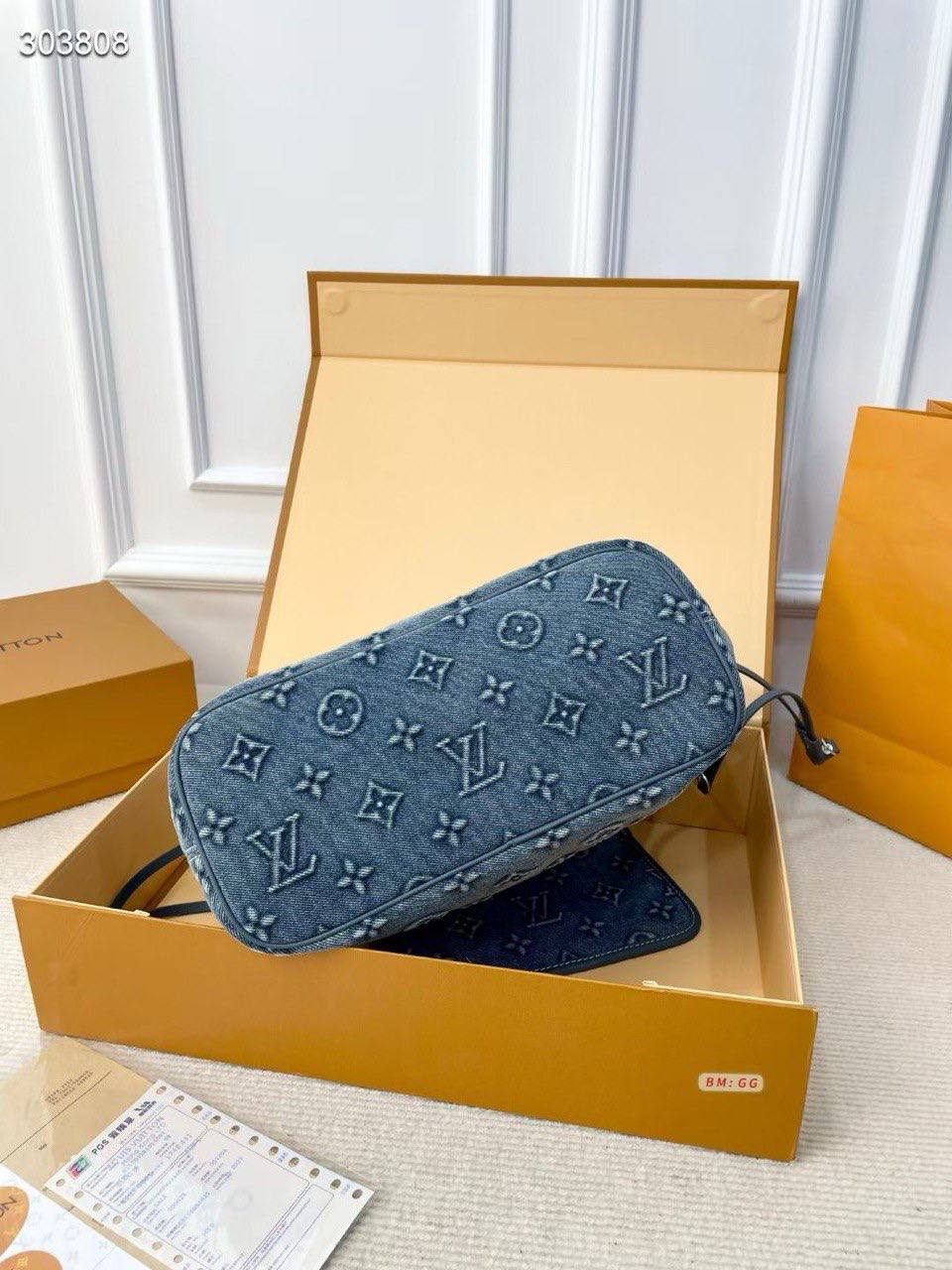 Louis Vuitton Neverfull MM – Monogram Denim