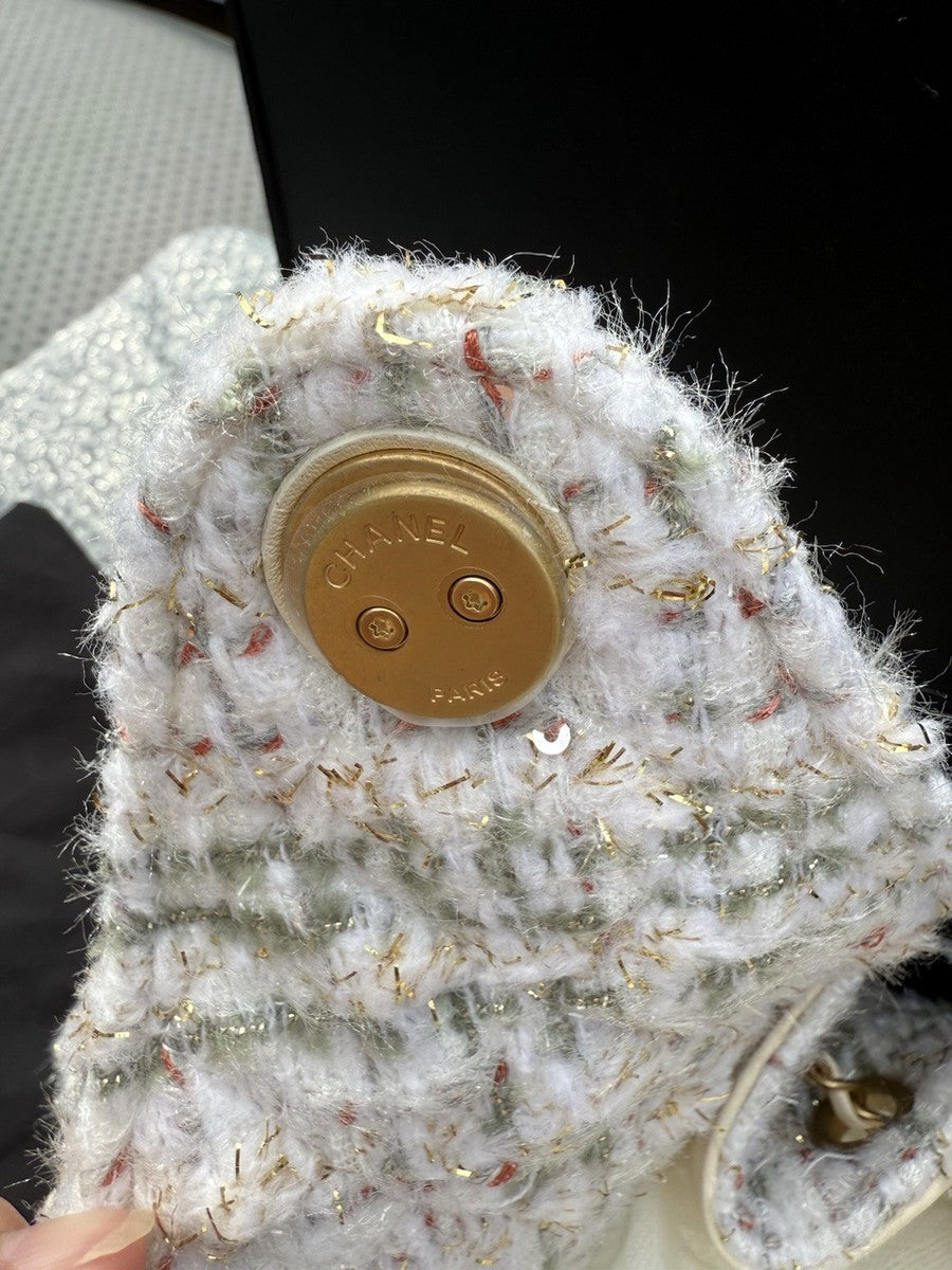 CHANEL 25 Tweed Hobo Bag