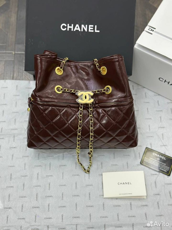Chanel Vintage CC Chain Tote Bag