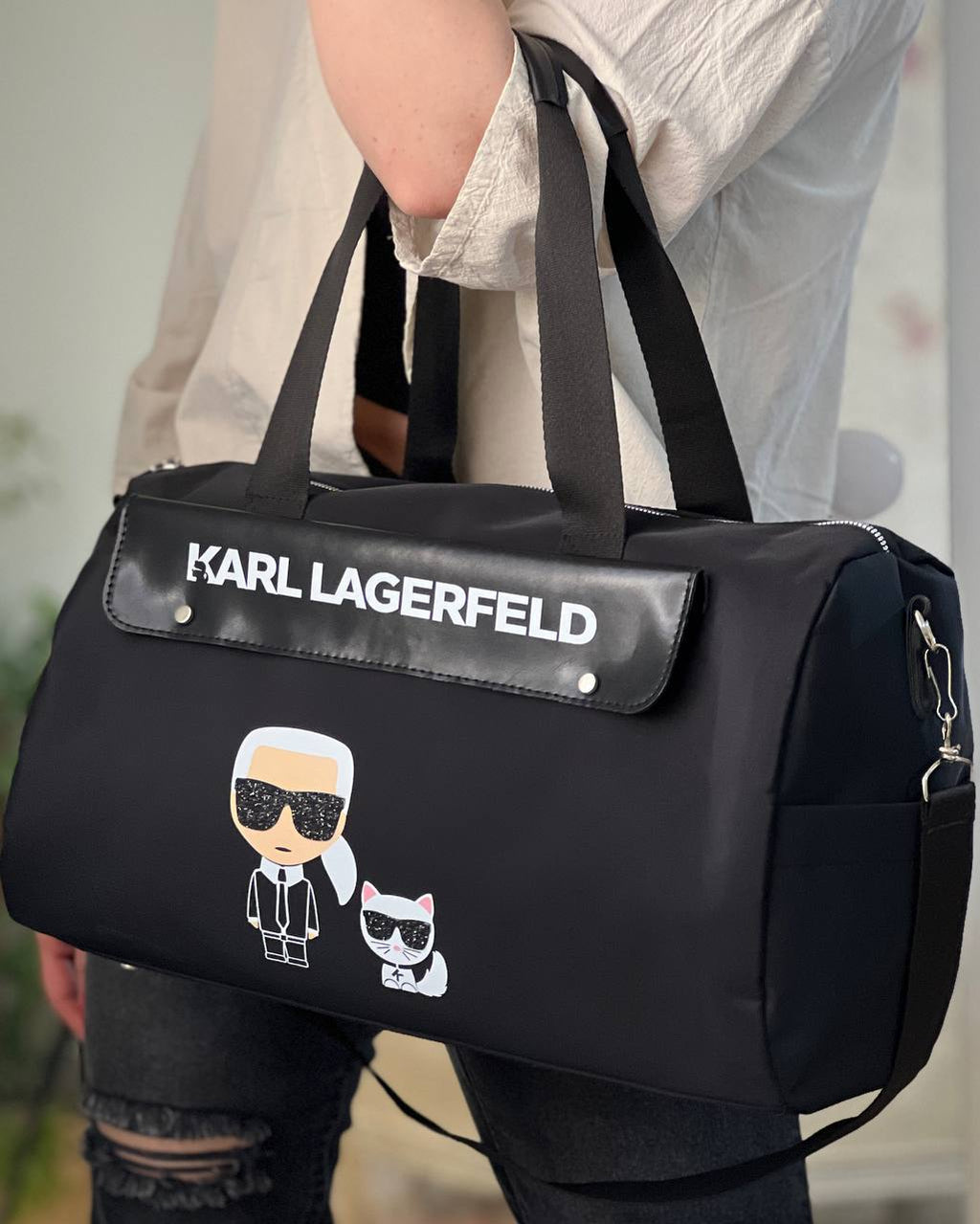Karl lagerfeld duffle cum gym bag