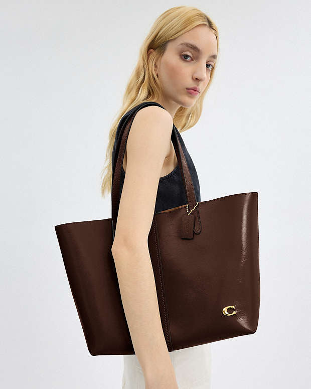 Coach North Tote Bag 32