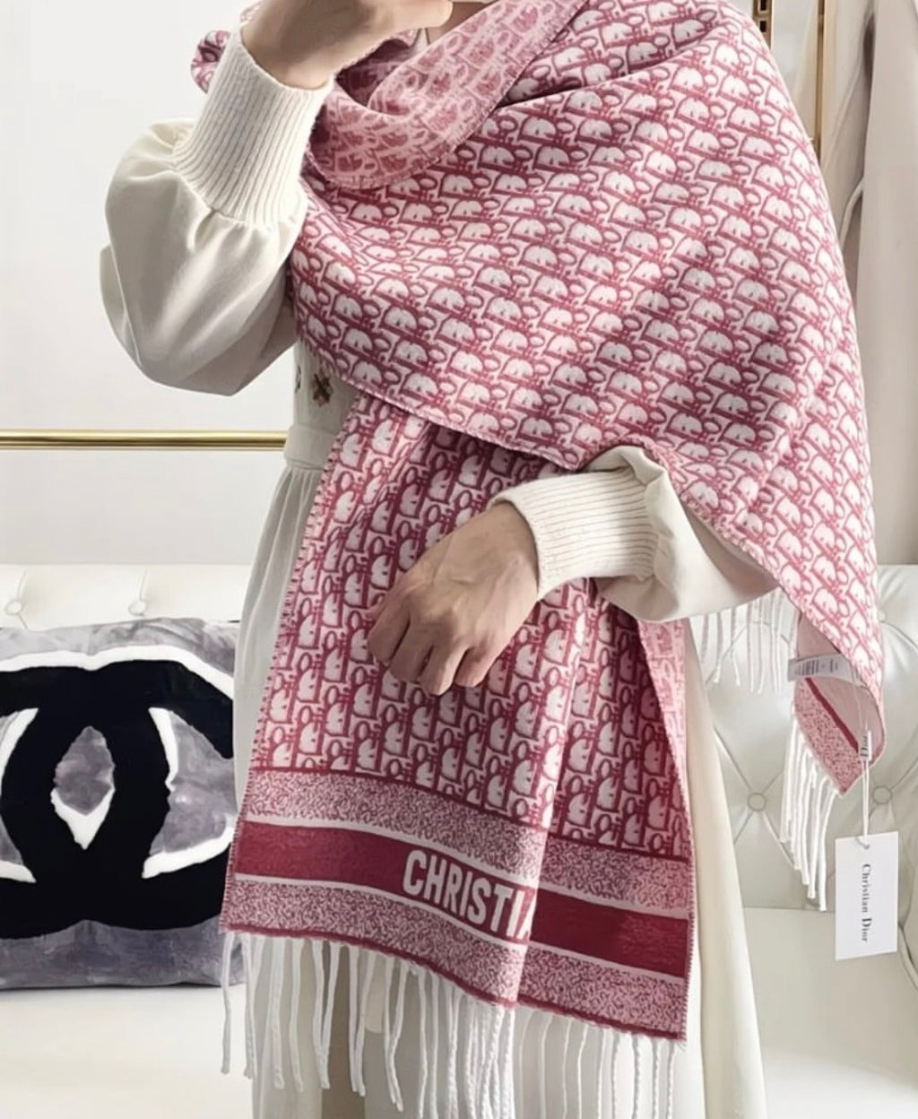 Dior Lightweight Wool Shoulder Shawl