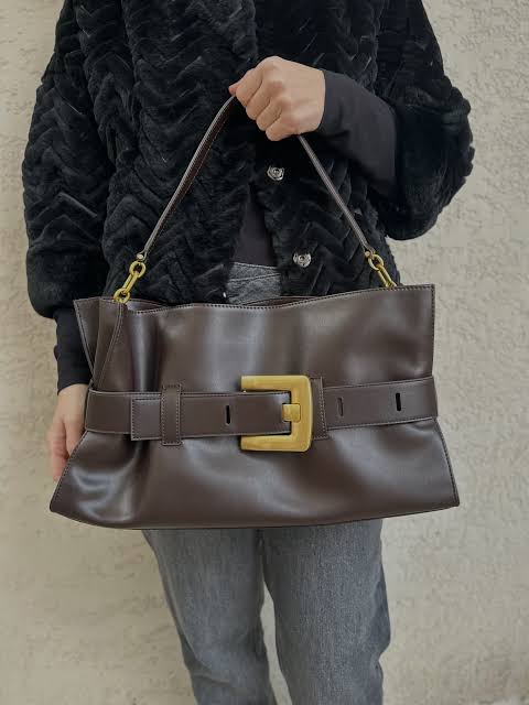 Balmain B-Buzz Belted Tote