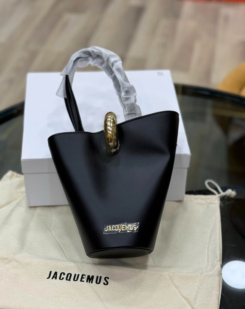 Jacquemus Le Bambino Bucket Bag