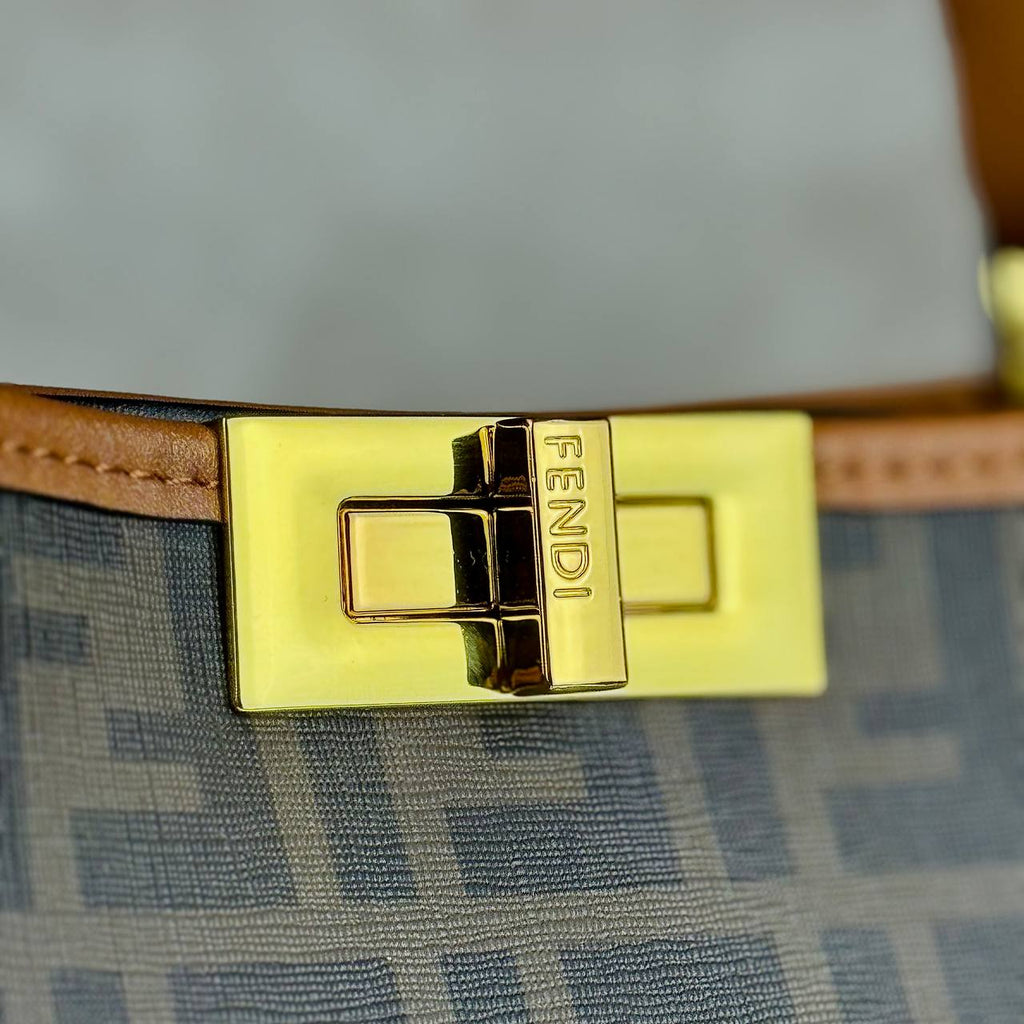 Fendi Peekaboo ISeeU Bag