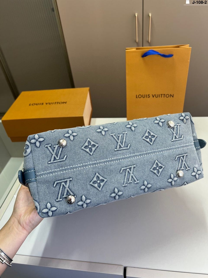 Louis Vuitton Denim Shoulder Bag Set