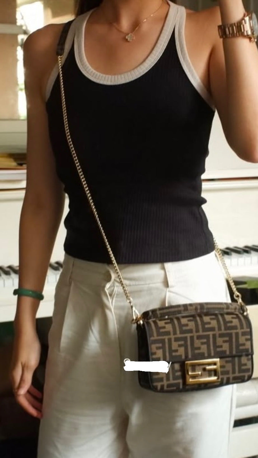 FENDI BAG ( SMALL SIZE )