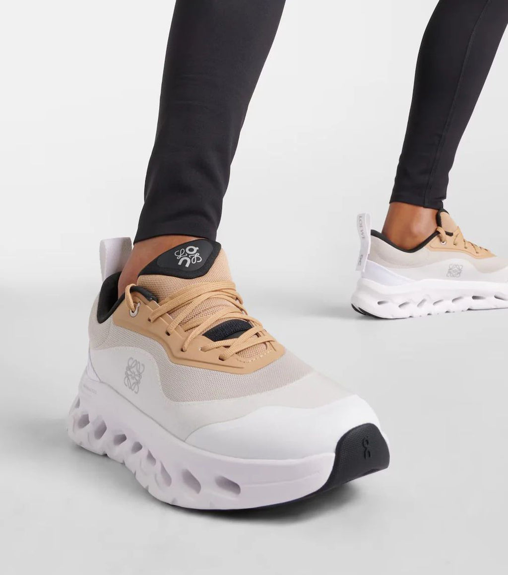 ON Cloud Loewe X On Running Woman