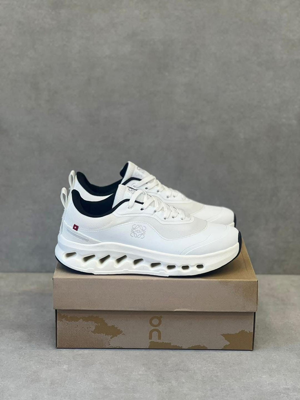 ON Cloud Loewe X On Running Woman