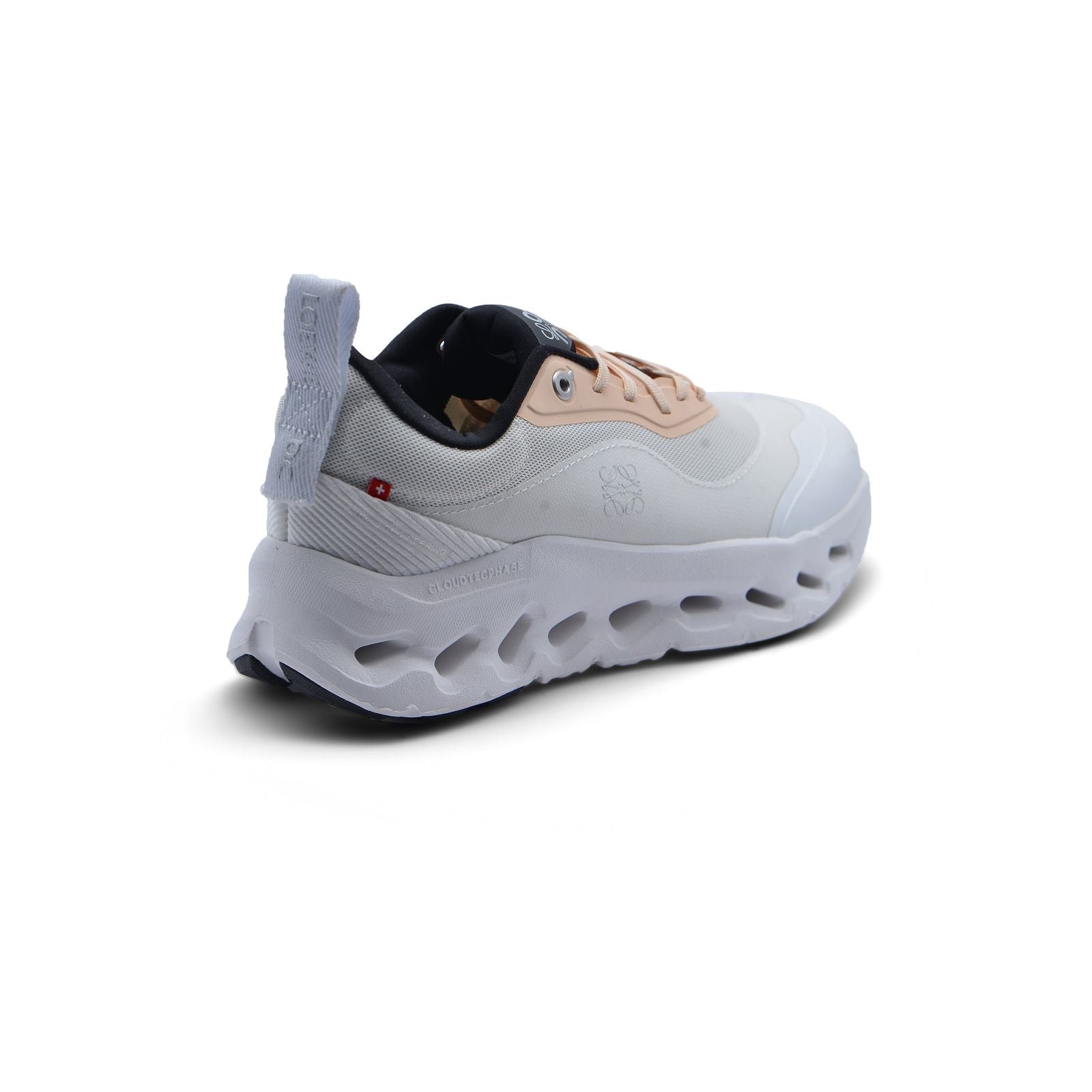 ON Cloud Loewe X On Running Woman